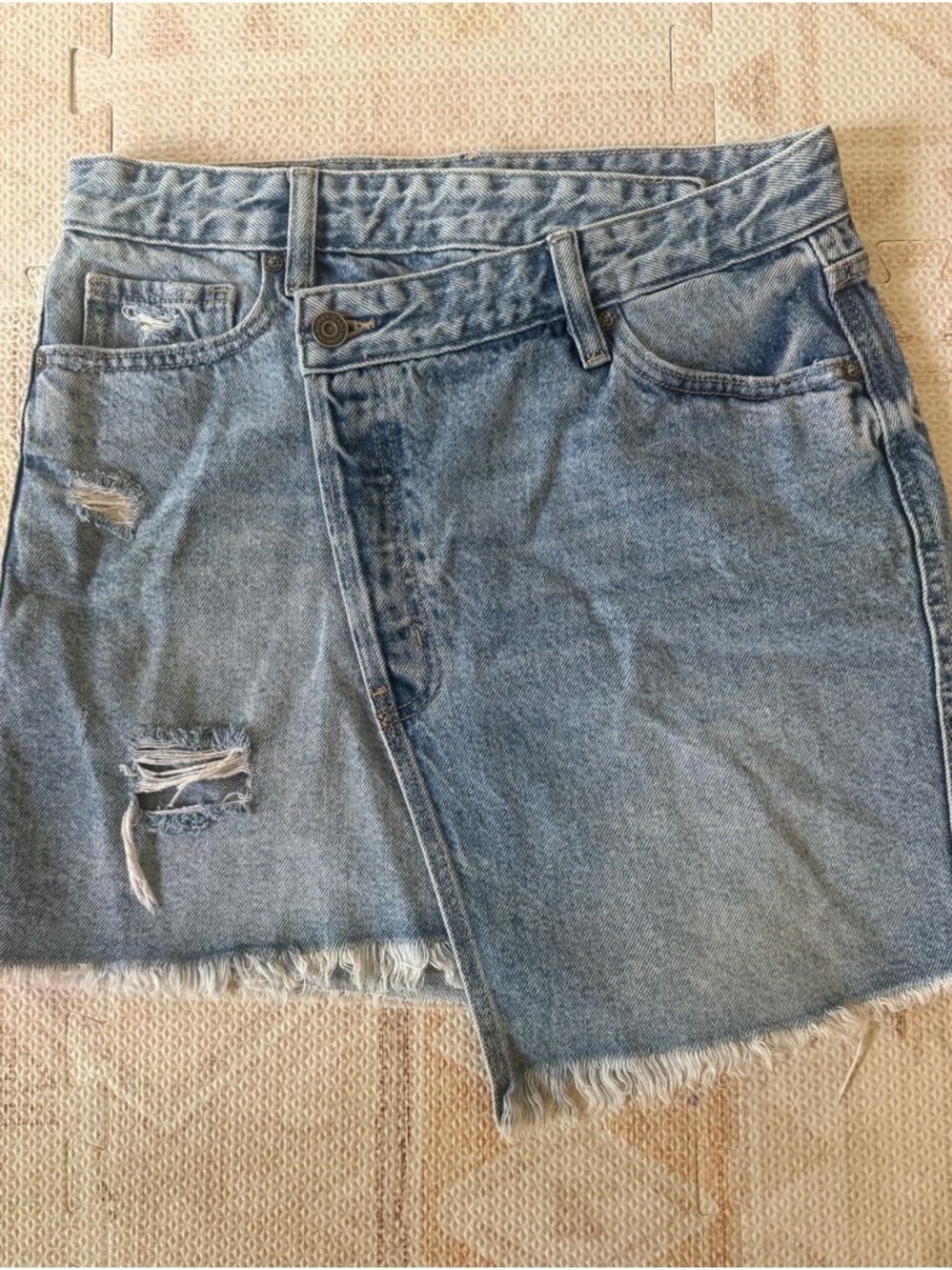 Hidden Los Angeles Asymmetrical Button Front Distressed Denim Mini Skirt S